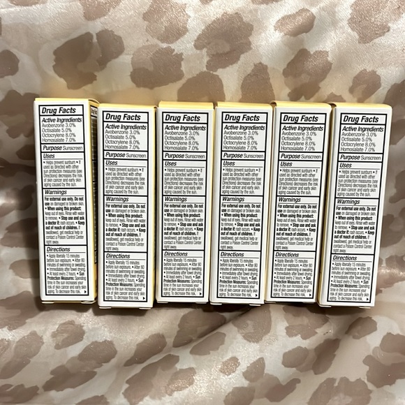 Bundle of 6 Travel Size ELFI Invisible Sunscreen and Blurring Primer - Picture 3 of 5